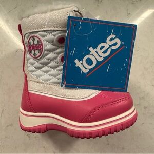 New Girls 5T Toddler Winter Snow Boots Totes Pink Sparlke Easy On Outdoor School